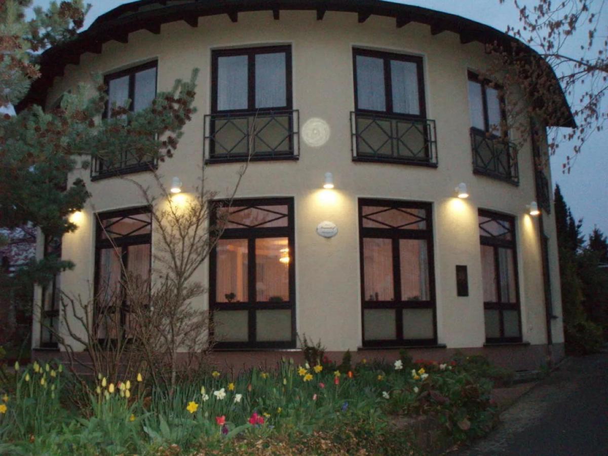 Hotel Garni Schick Oberursel Exterior foto